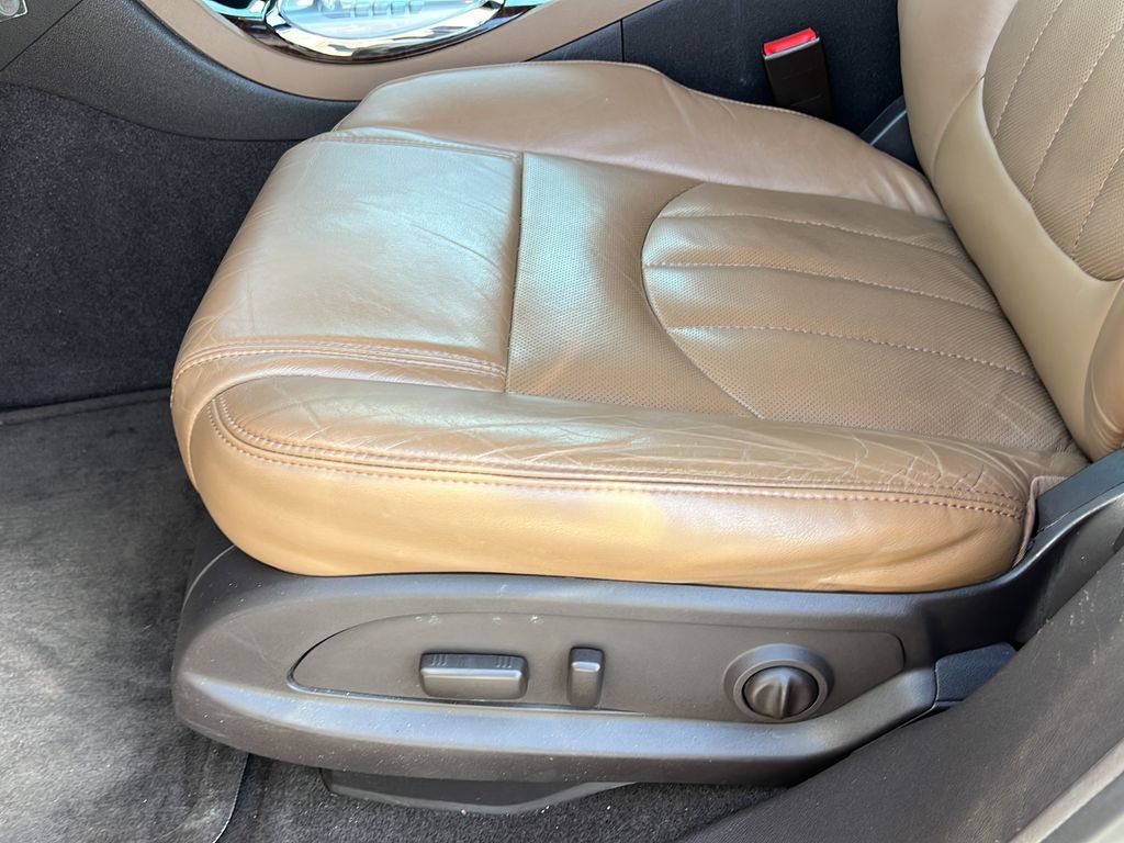 Used 2016 Buick Enclave Leather FWD image 16