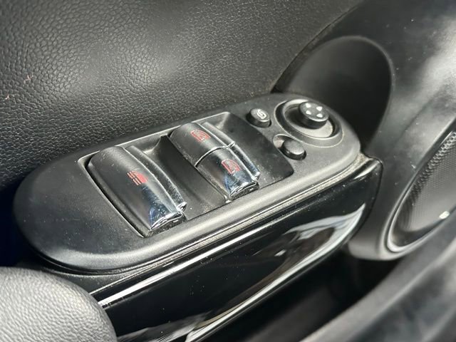 Used 2016 MINI Cooper Convertible image 16