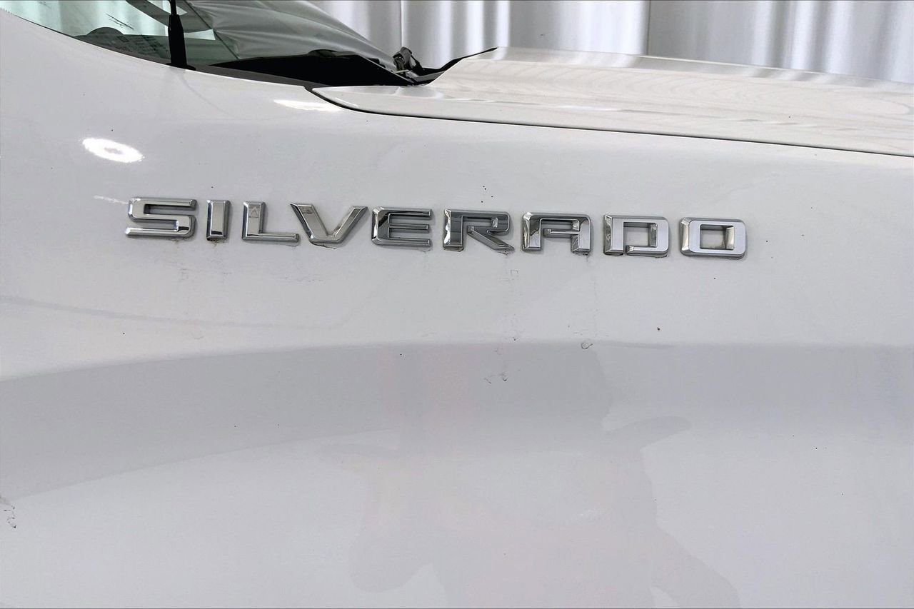 Used 2024 Chevrolet Silverado 1500 W/T AWD/4WD image 9