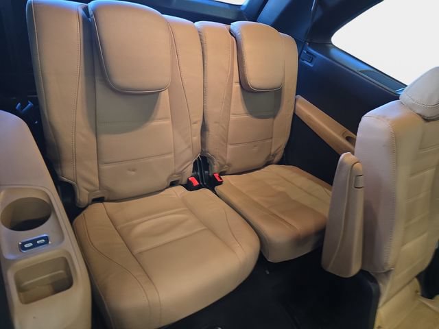Used 2024 Mercedes-Benz GLS 450 4MATIC image 16