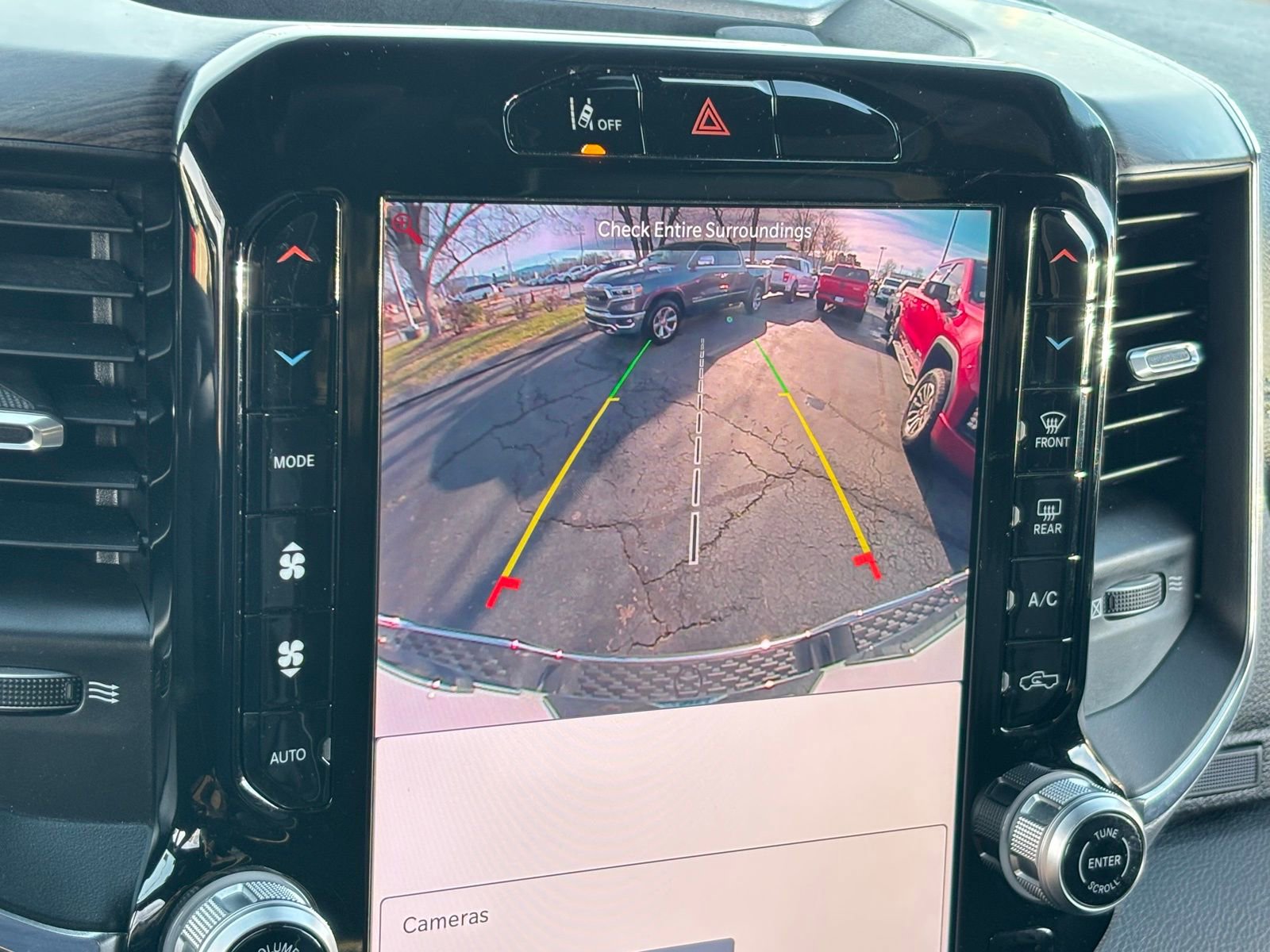 Used 2025 RAM 1500 Laramie image 6