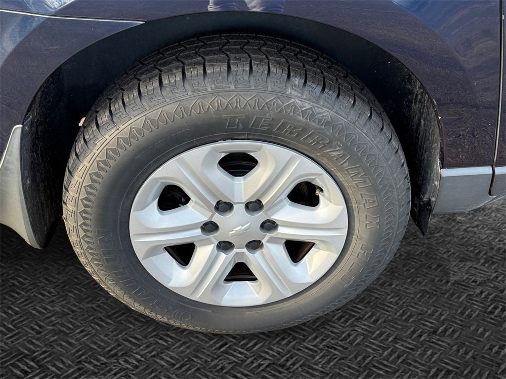 Used 2017 Chevrolet Traverse LS image 8