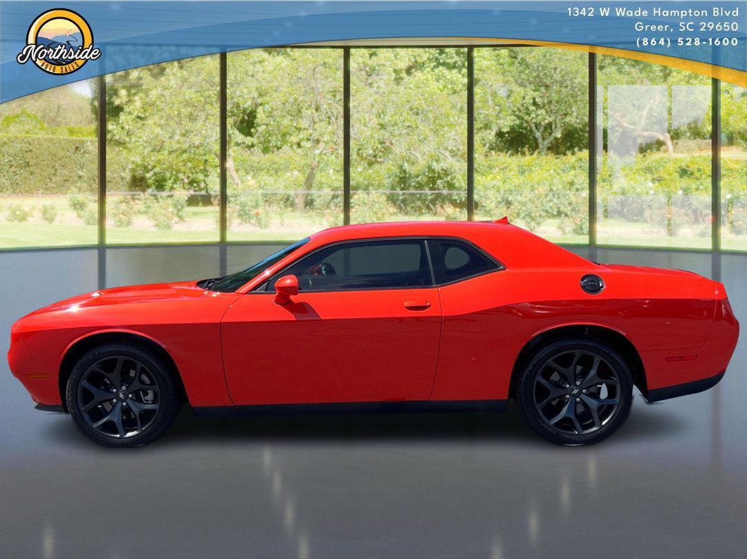 Used 2020 Dodge Challenger SXT w/ Plus Package RWD image 21