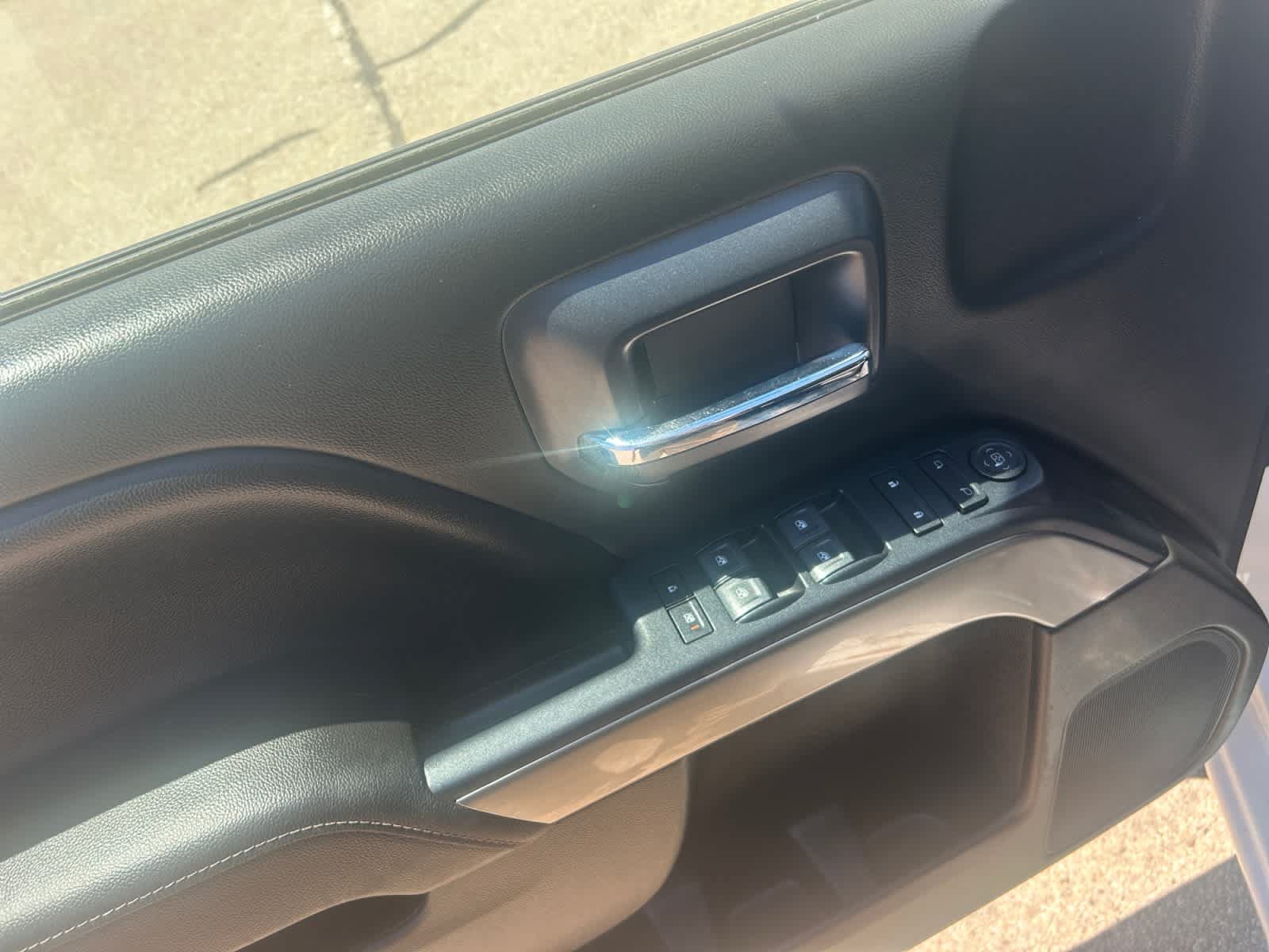 Used 2019 Chevrolet Silverado 1500 LT w/ All Star Edition AWD/4WD image 10