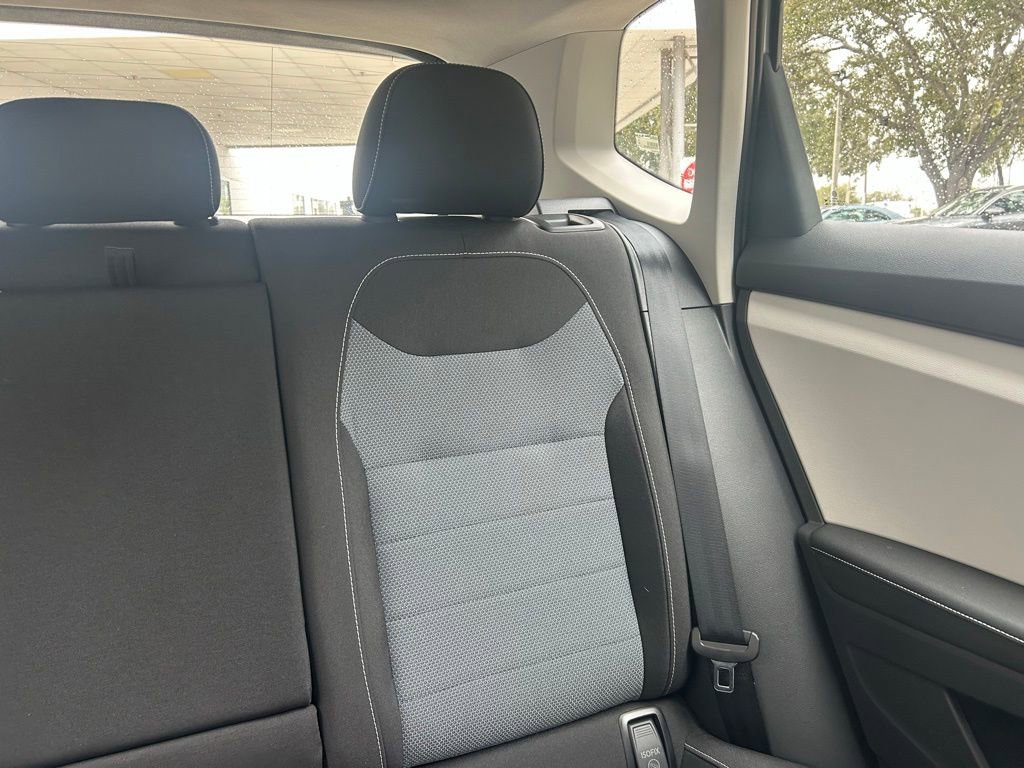 Certified 2025 Volkswagen Taos S image 14