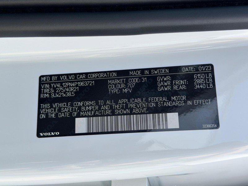 Certified 2023 Volvo XC90 B5 Plus w/ Protection Package AWD/4WD image 27