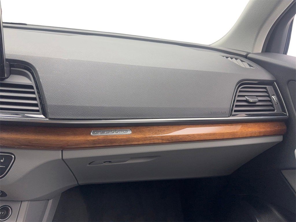 Used 2022 Audi Q5 2.0T Premium w/ Convenience Package image 59