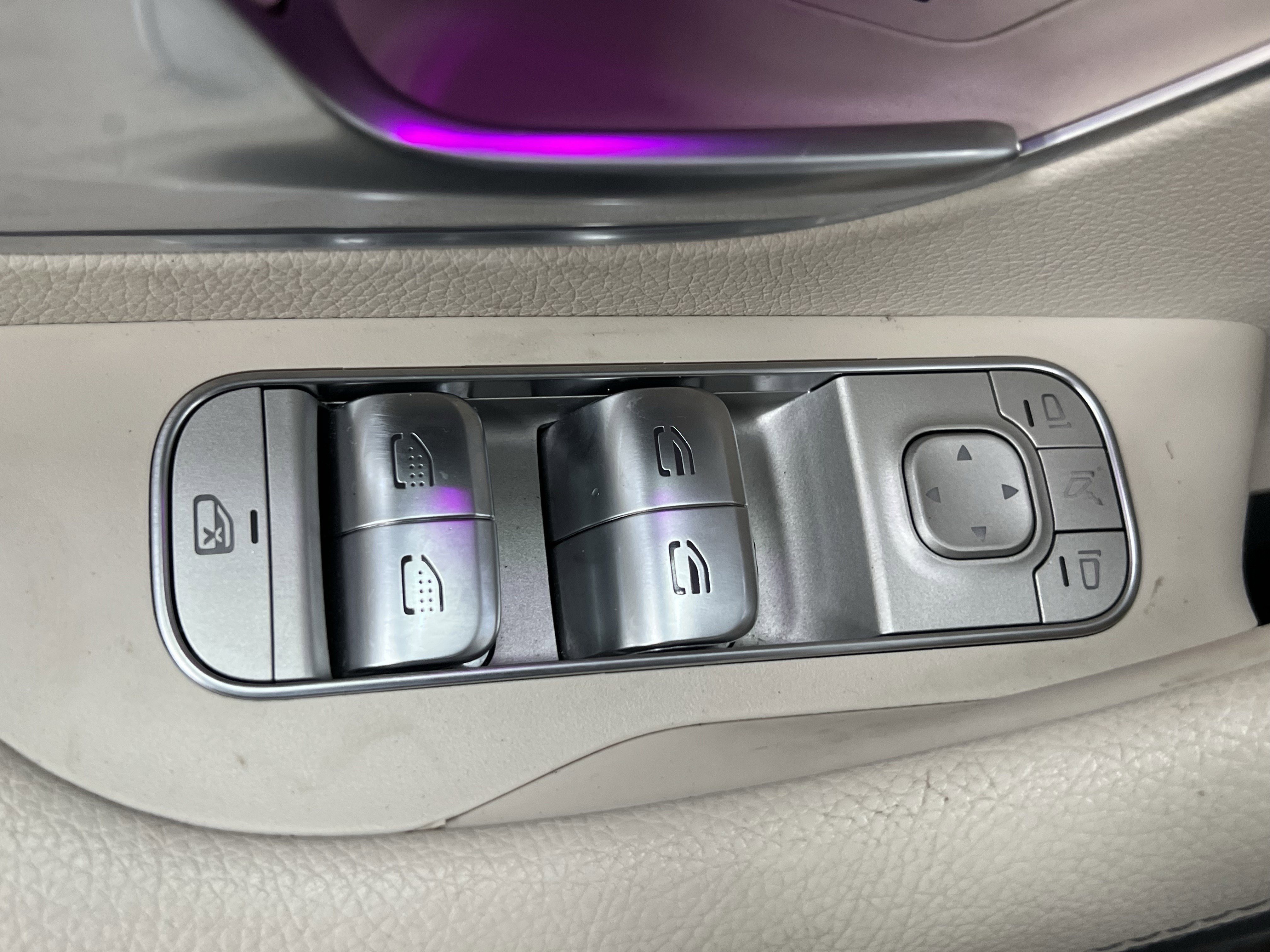 Used 2022 Mercedes-Benz GLS 450 4MATIC image 15