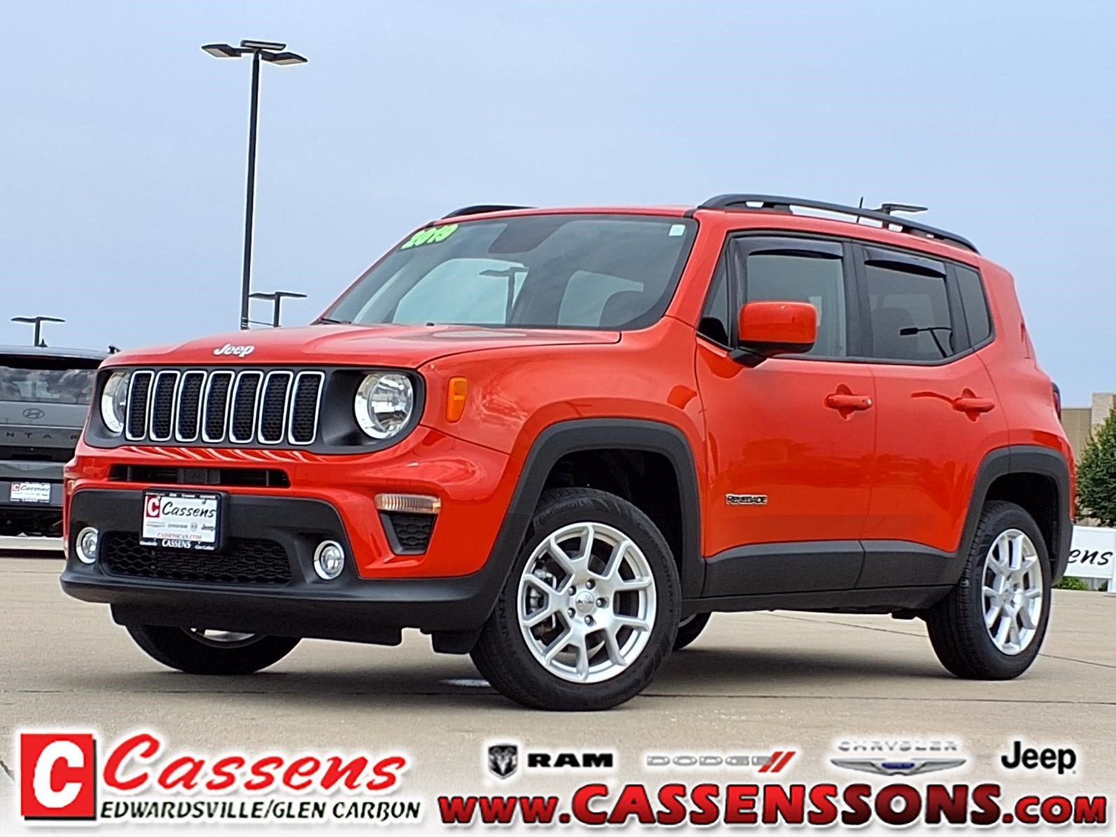 Certified 2019 Jeep Renegade Latitude w/ Cold Weather Group AWD/4WD image 1