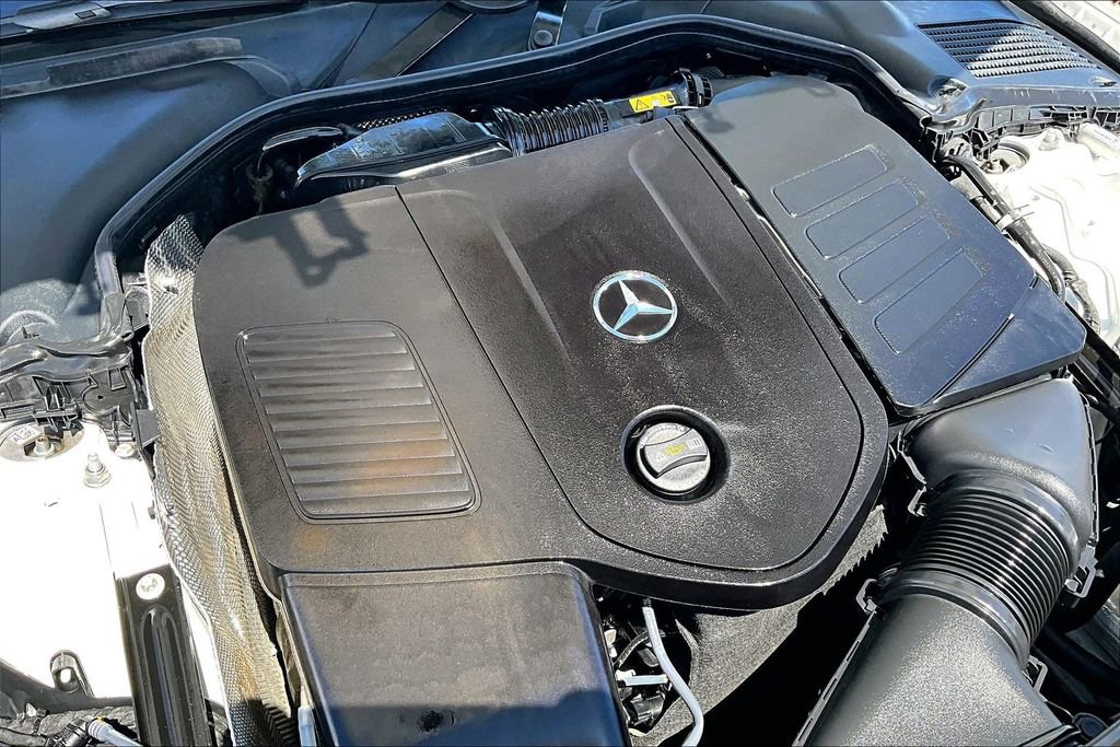 Used 2023 Mercedes-Benz C 300 Sedan image 29