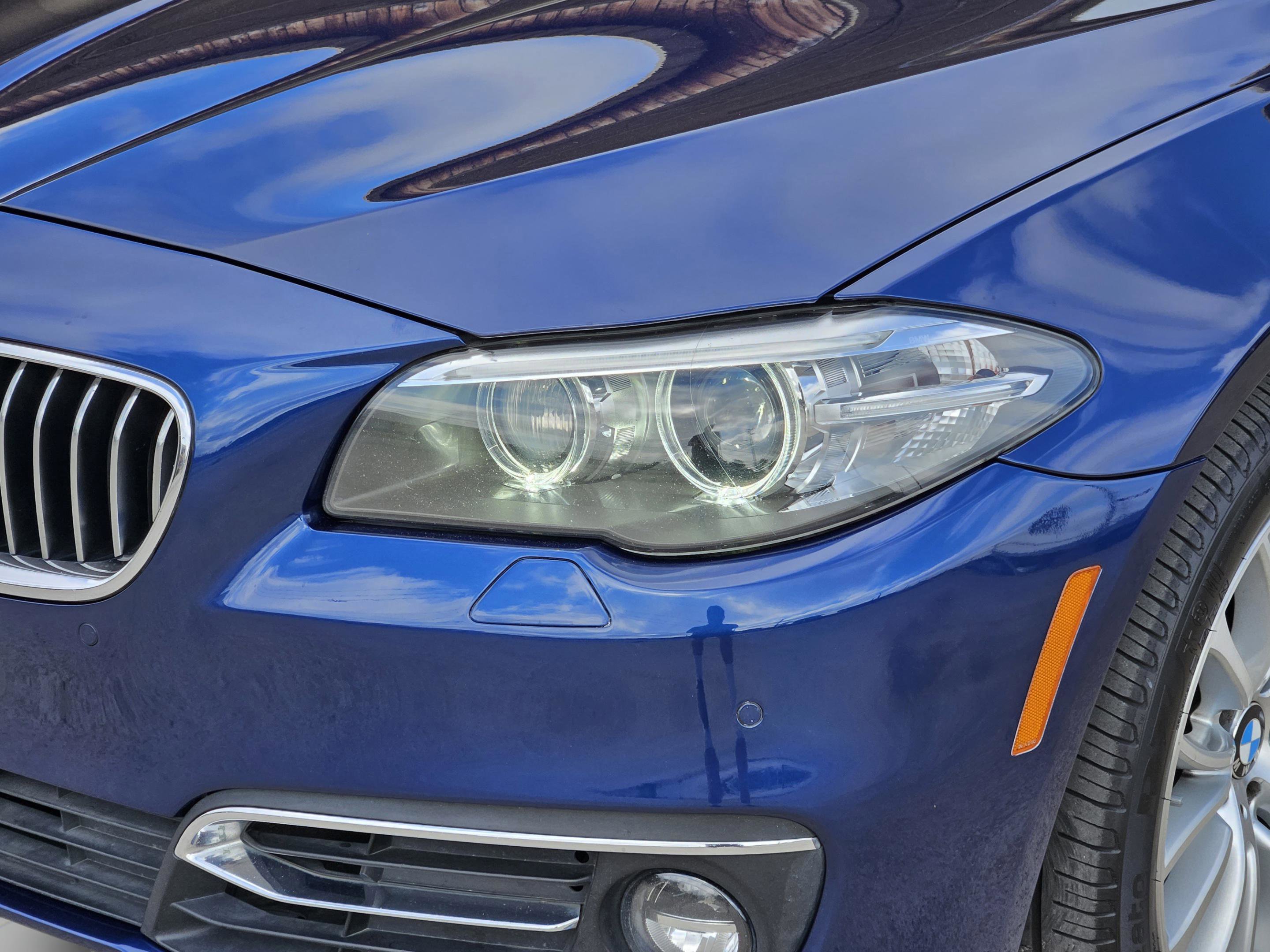Used 2015 BMW 528i xDrive Sedan image 30
