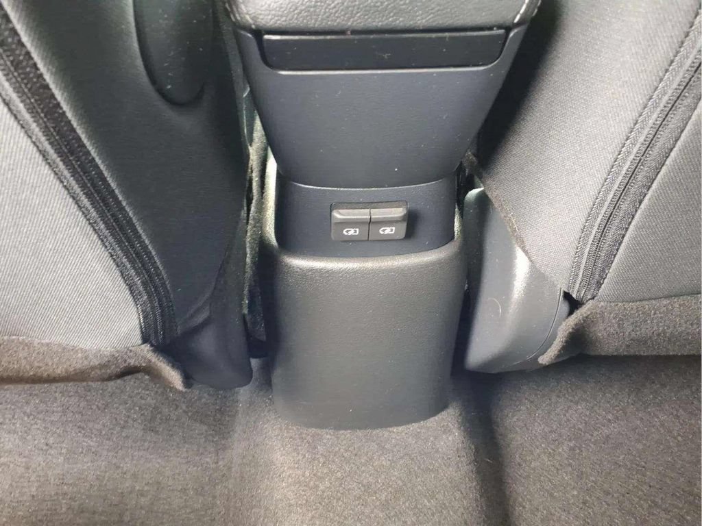 Used 2024 Nissan Kicks S FWD image 15