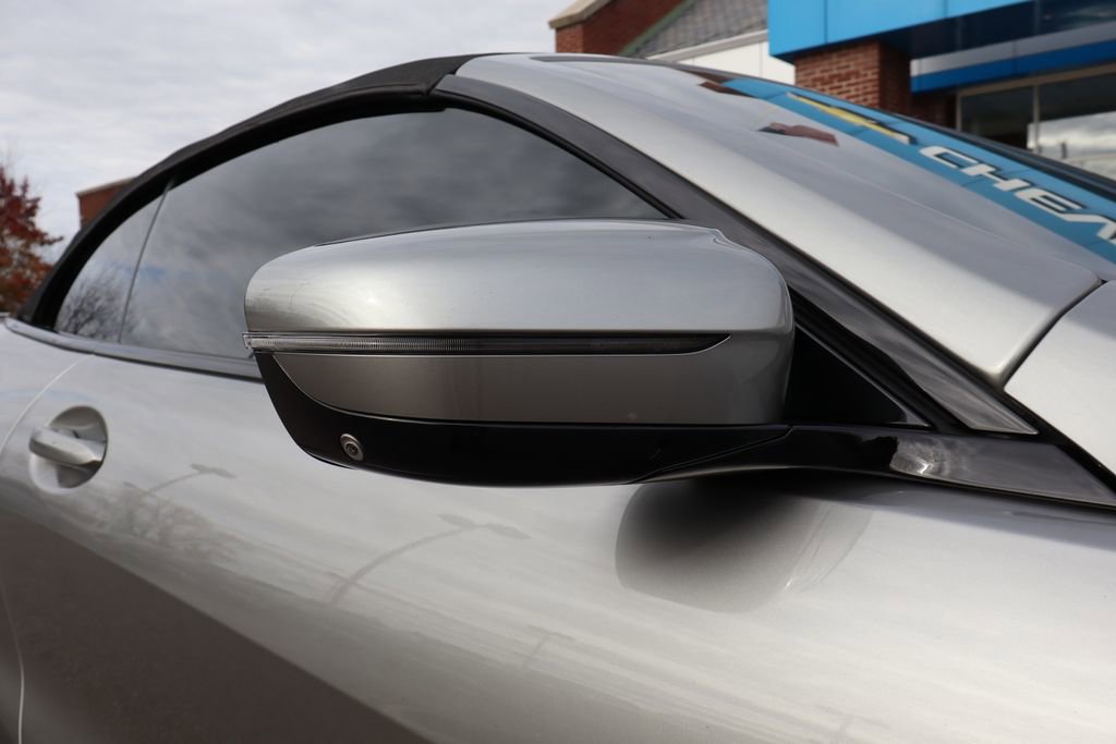 Used 2020 BMW M8 Convertible w/ Driving Assistance Package image 5