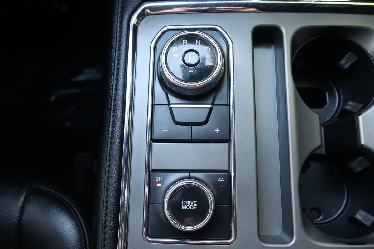 Used 2020 Ford Expedition Max XLT w/ Equipment Group 202A AWD/4WD image 37