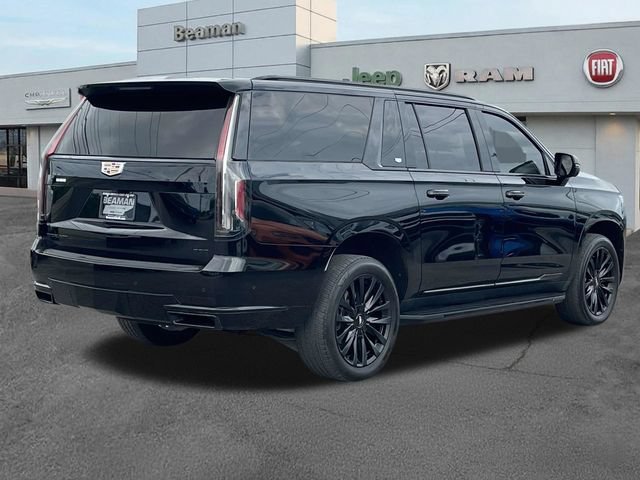 Used 2024 Cadillac Escalade ESV Premium Luxury AWD/4WD image 7