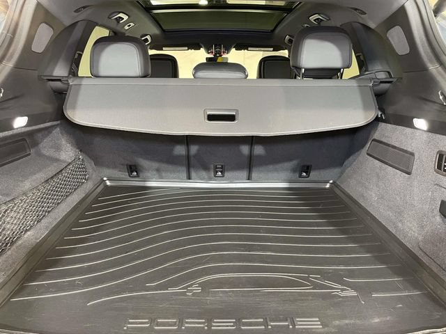 Certified 2023 Porsche Cayenne S AWD/4WD image 20