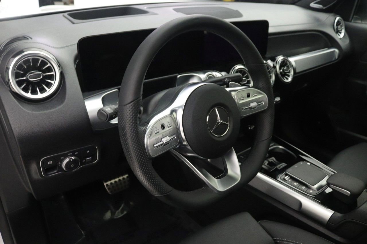 Certified 2023 Mercedes-Benz EQB 250+ image 17