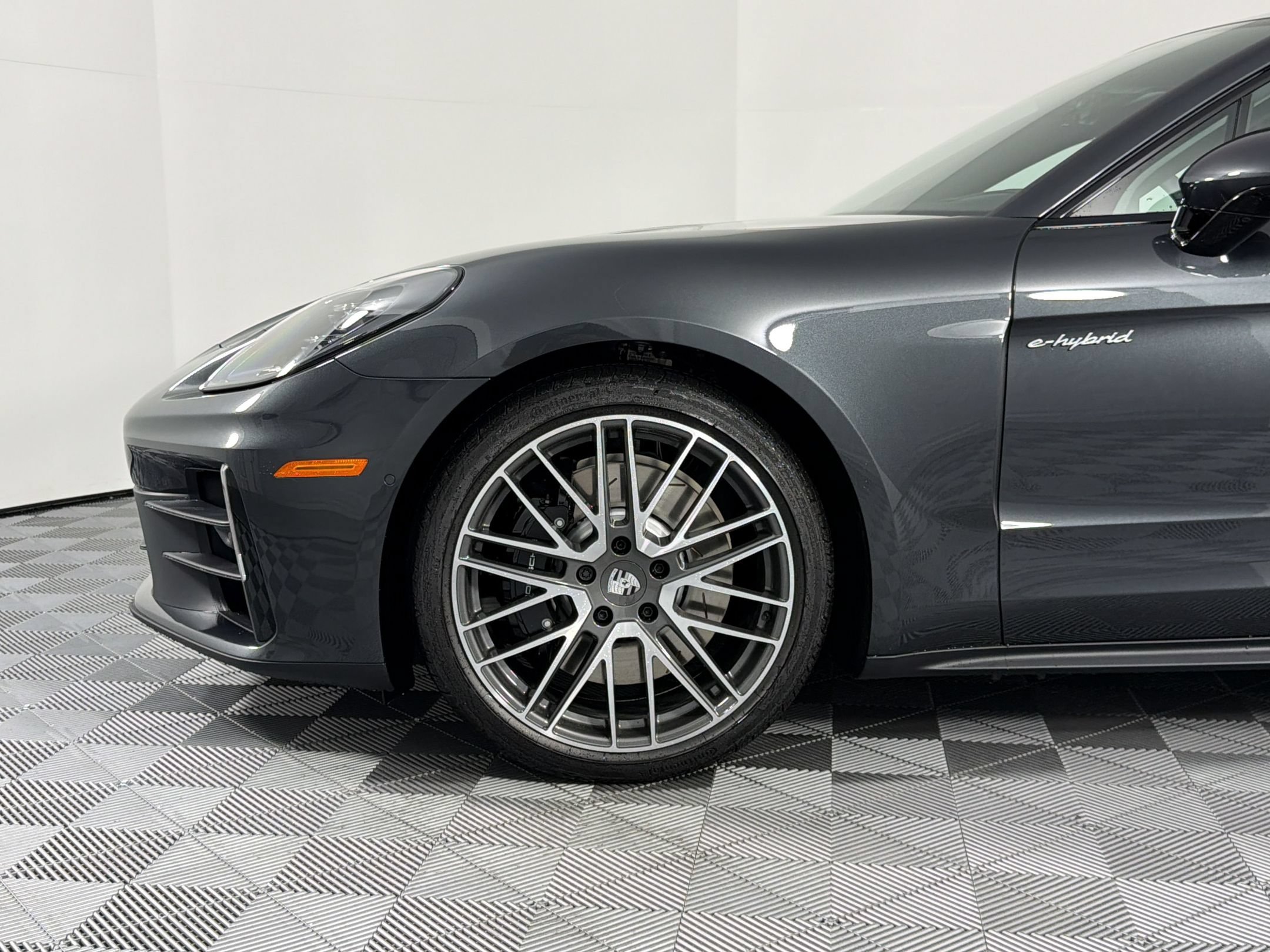 New 2026 Porsche Panamera 4 AWD/4WD image 7