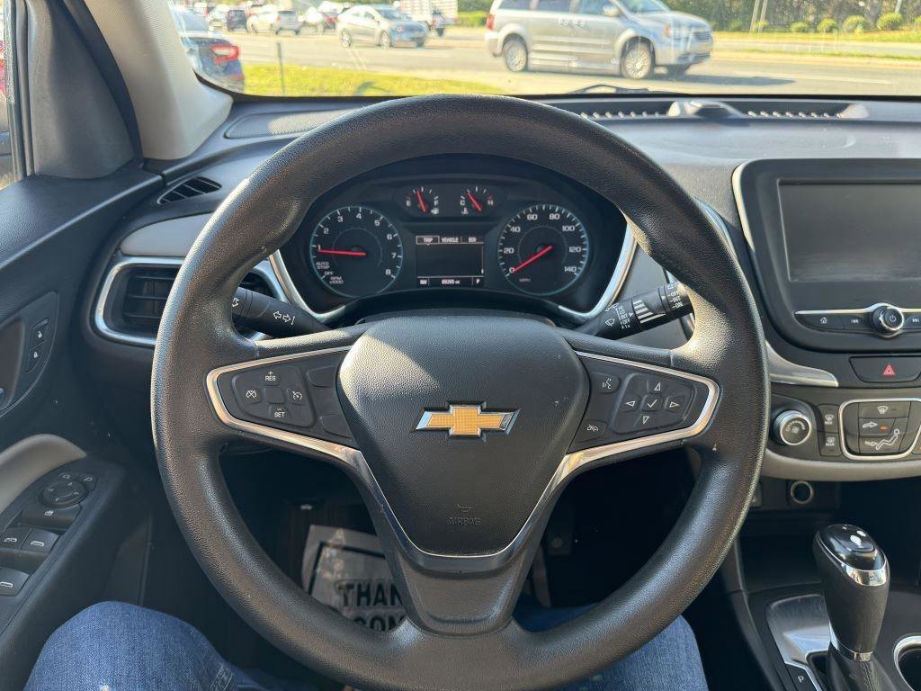 Used 2018 Chevrolet Equinox LS image 15