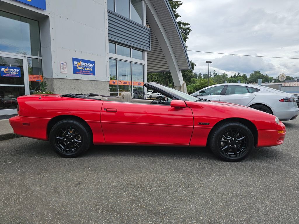 Used 2000 Chevrolet Camaro Z28 image 17