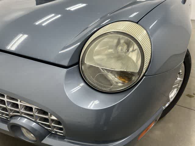 Used 2005 Ford Thunderbird RWD image 26