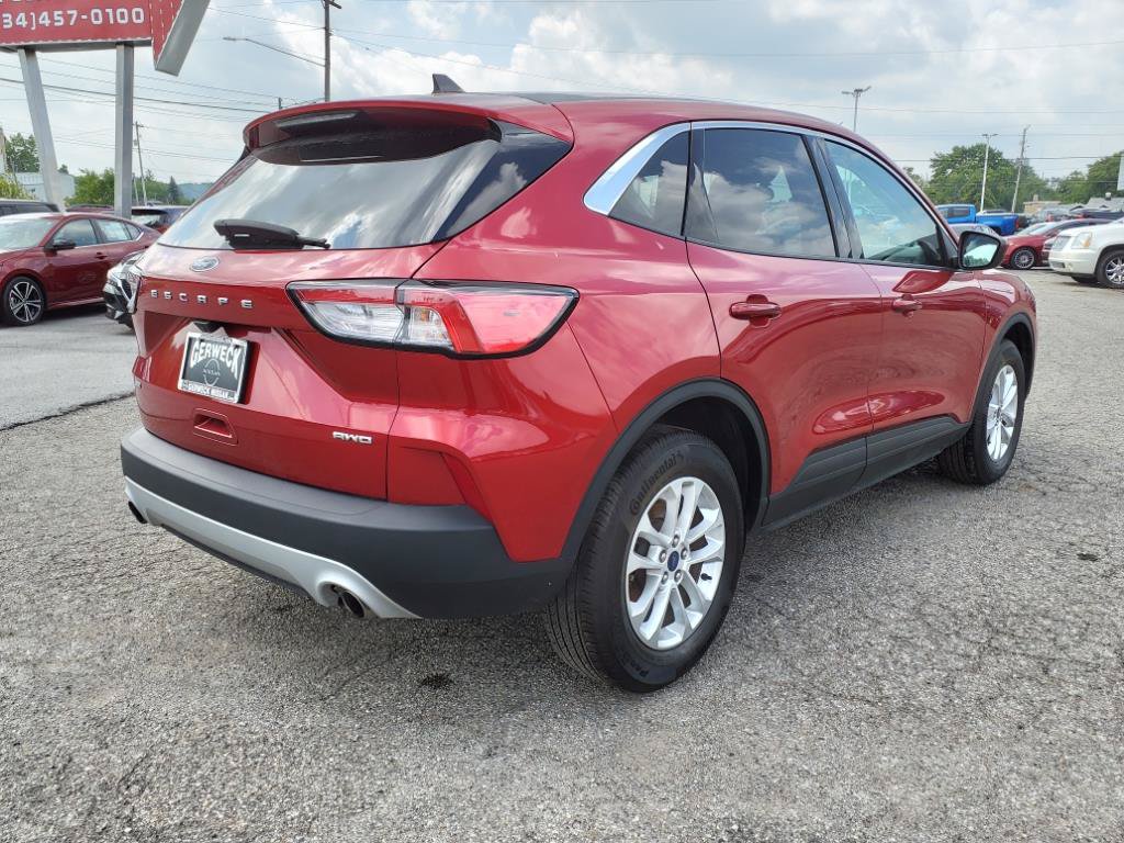 Used 2021 Ford Escape SE w/ Cold Weather Package AWD/4WD image 9