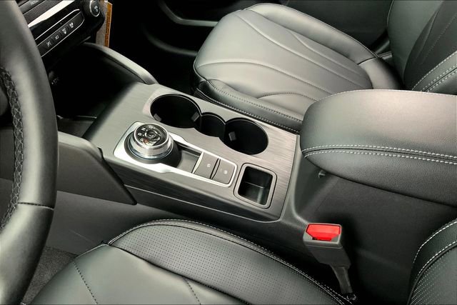 New 2025 Ford Escape SE w/ PHEV Premium Package image 8