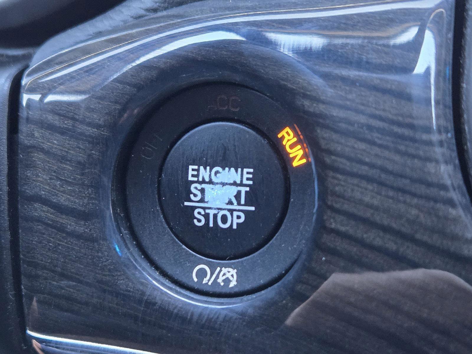 Used 2018 Jeep Grand Cherokee Overland image 14