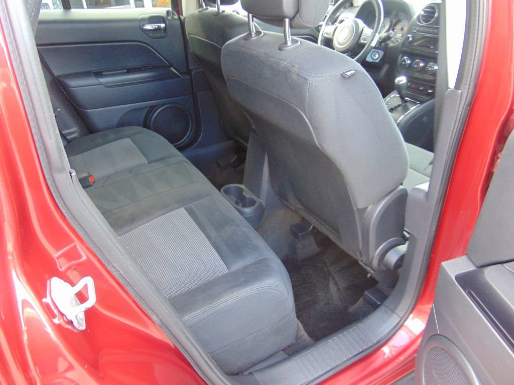 Used 2014 Jeep Patriot Latitude FWD image 4