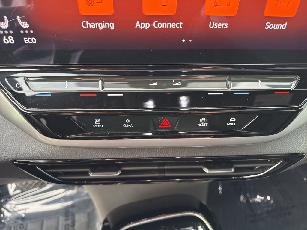 Certified 2023 Volkswagen ID.4 Pro S Plus image 18