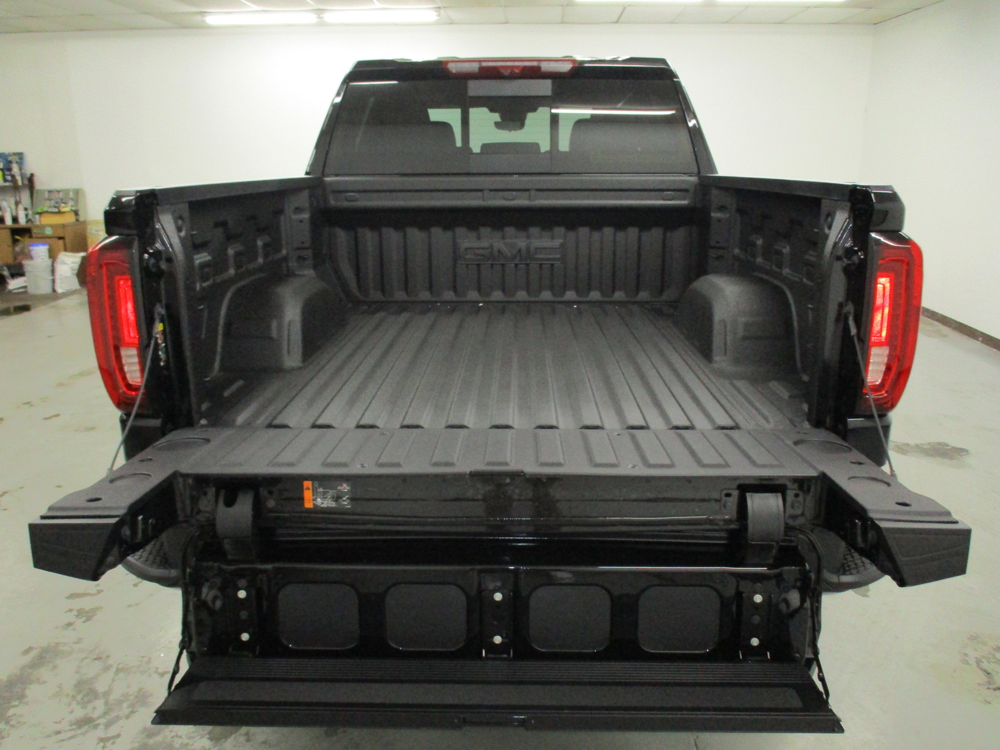 New 2026 GMC Sierra 1500 AT4 w/ AT4 Premium Package image 7