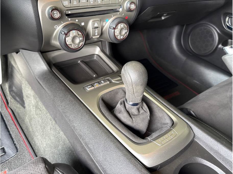 Used 2015 Chevrolet Camaro Z/28 image 25