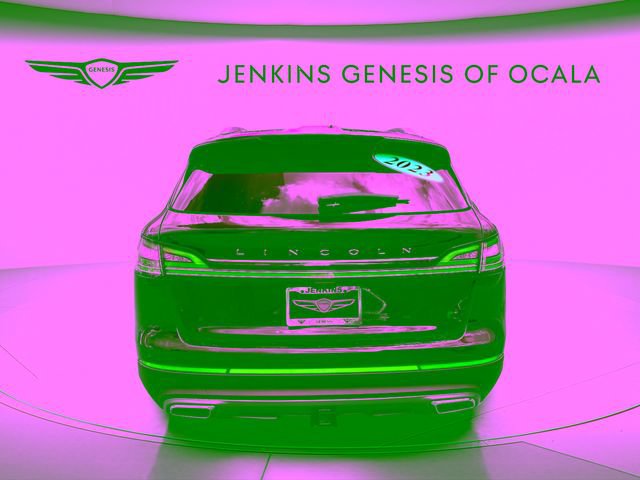Used 2023 Lincoln Nautilus Reserve w/ Equipment Group 201A AWD/4WD image 4