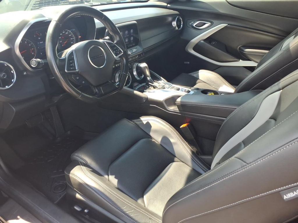 Used 2023 Chevrolet Camaro LT w/ Technology Package RWD image 13