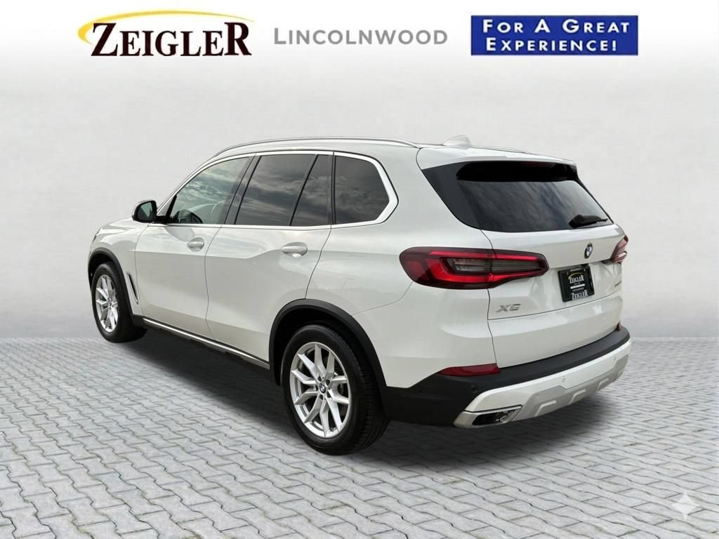 Used 2021 BMW X5 xDrive40i w/ Parking Assistance Package AWD/4WD image 4