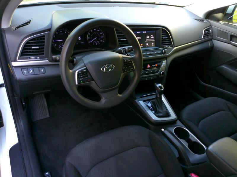 Used 2018 Hyundai Elantra SEL image 11