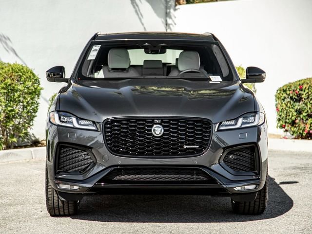 New 2025 Jaguar F-PACE R-Dynamic S image 3