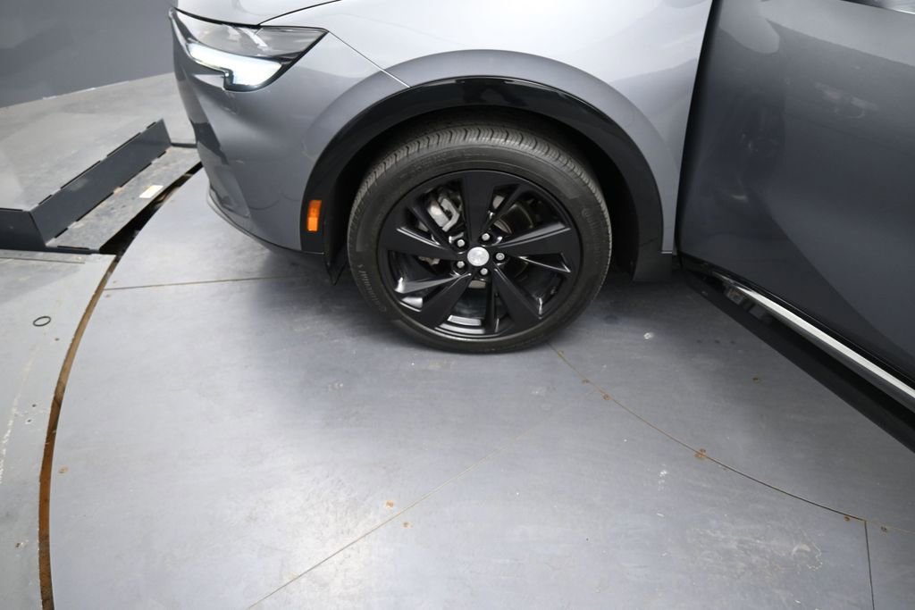 Used 2021 Buick Envision Essence w/ Sport Touring Package AWD/4WD image 13