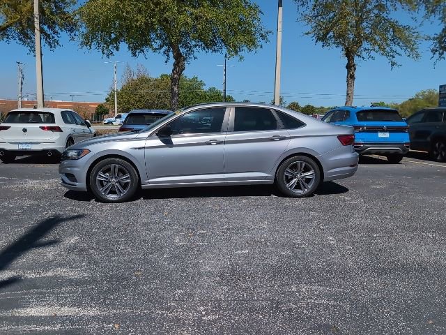 Certified 2021 Volkswagen Jetta R-Line w/ R-Line Cold Weather Package image 3