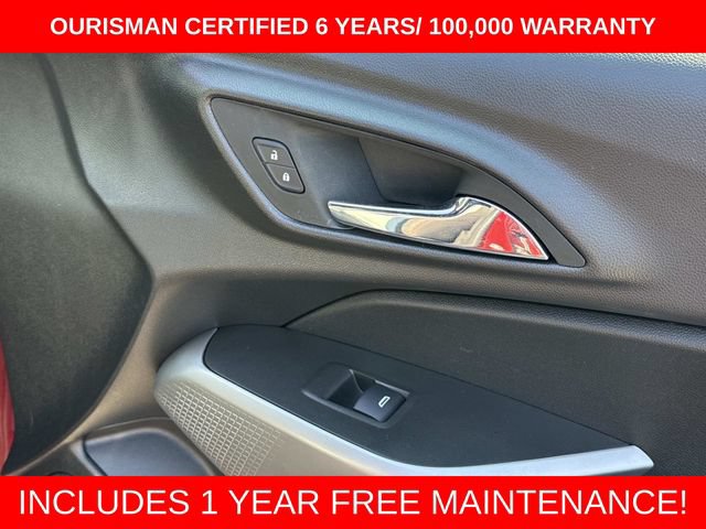 Used 2024 Chevrolet Trax RS FWD image 9