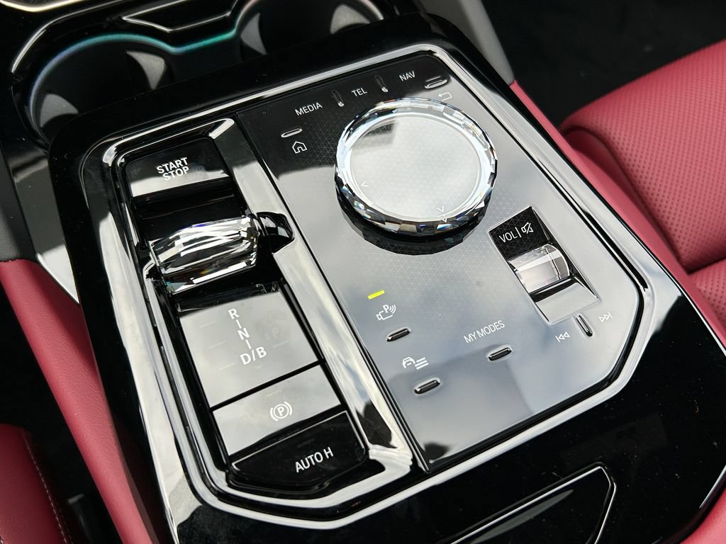 New 2027 BMW i5 eDrive40 w/ Executive Package RWD image 28