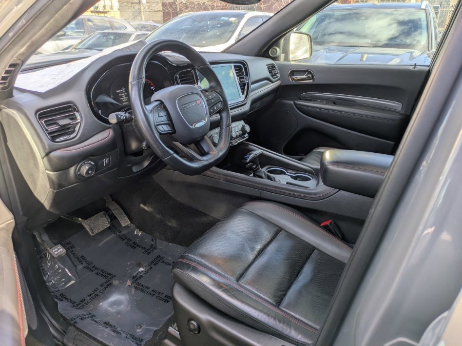 Used 2023 Dodge Durango GT image 3