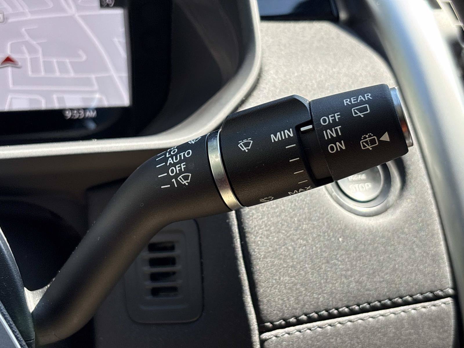 Used 2024 Land Rover Discovery S AWD/4WD image 22