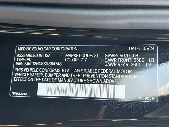 Used 2025 Volvo S60 B5 Plus image 36