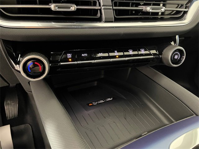 New 2026 Chevrolet Equinox EV LT image 8