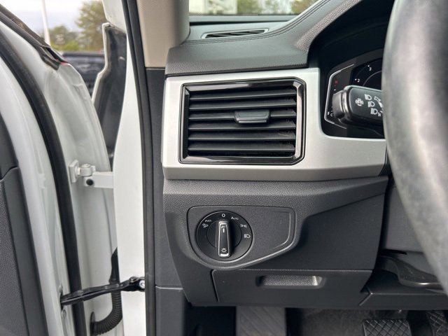 Used 2022 Volkswagen Atlas SEL image 28