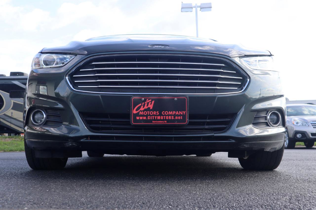 Used 2016 Ford Fusion SE w/ Equipment Group 202A image 5