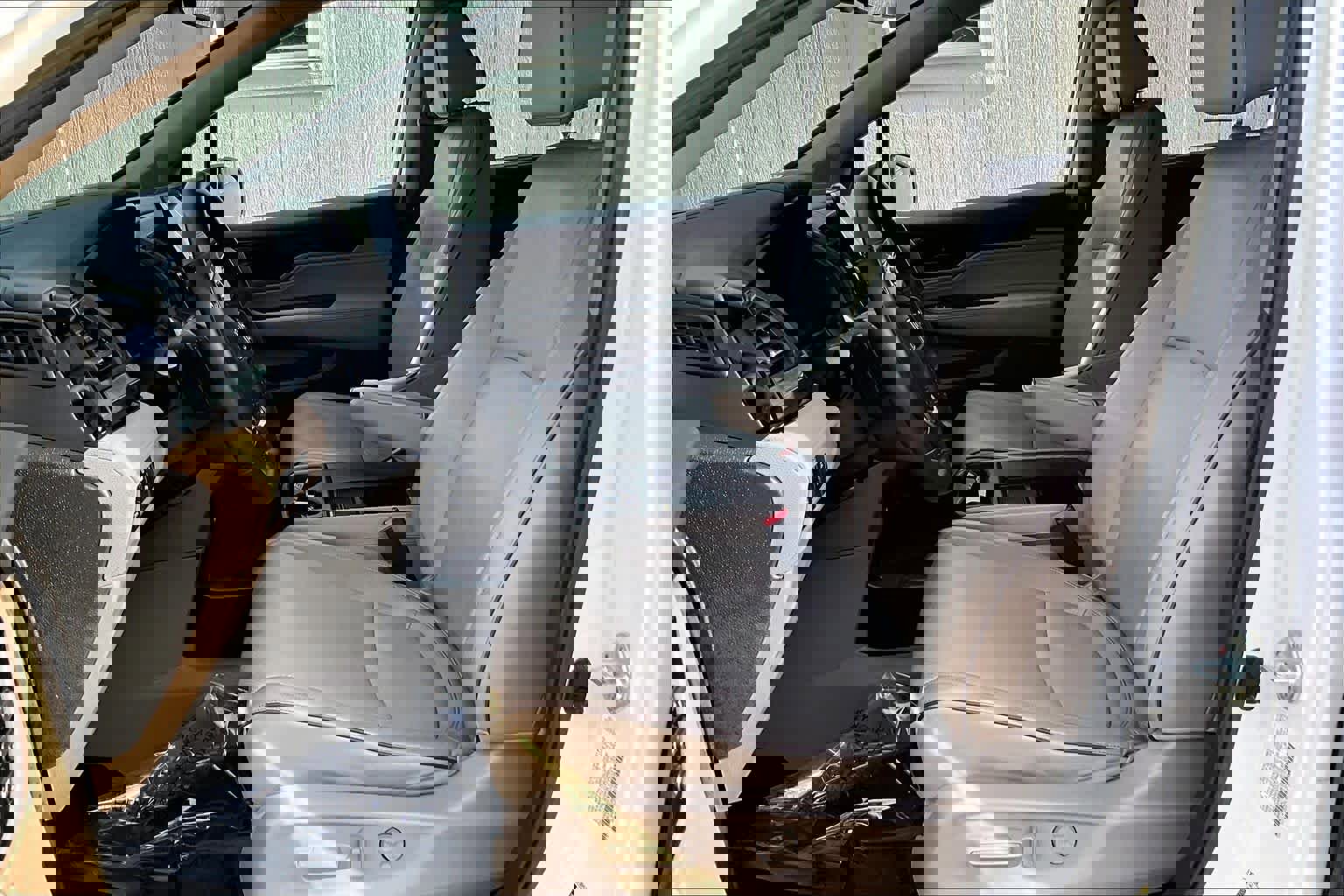 Used 2023 Honda Odyssey Elite image 8