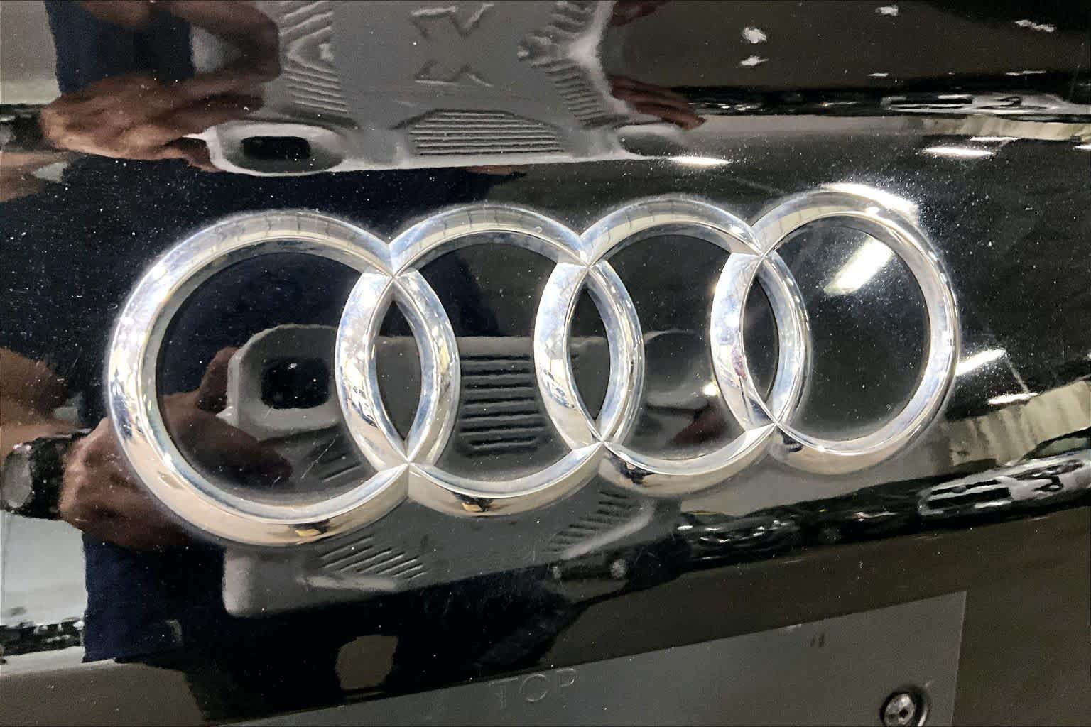 Used 2017 Audi A4 2.0T Premium Plus AWD/4WD image 31