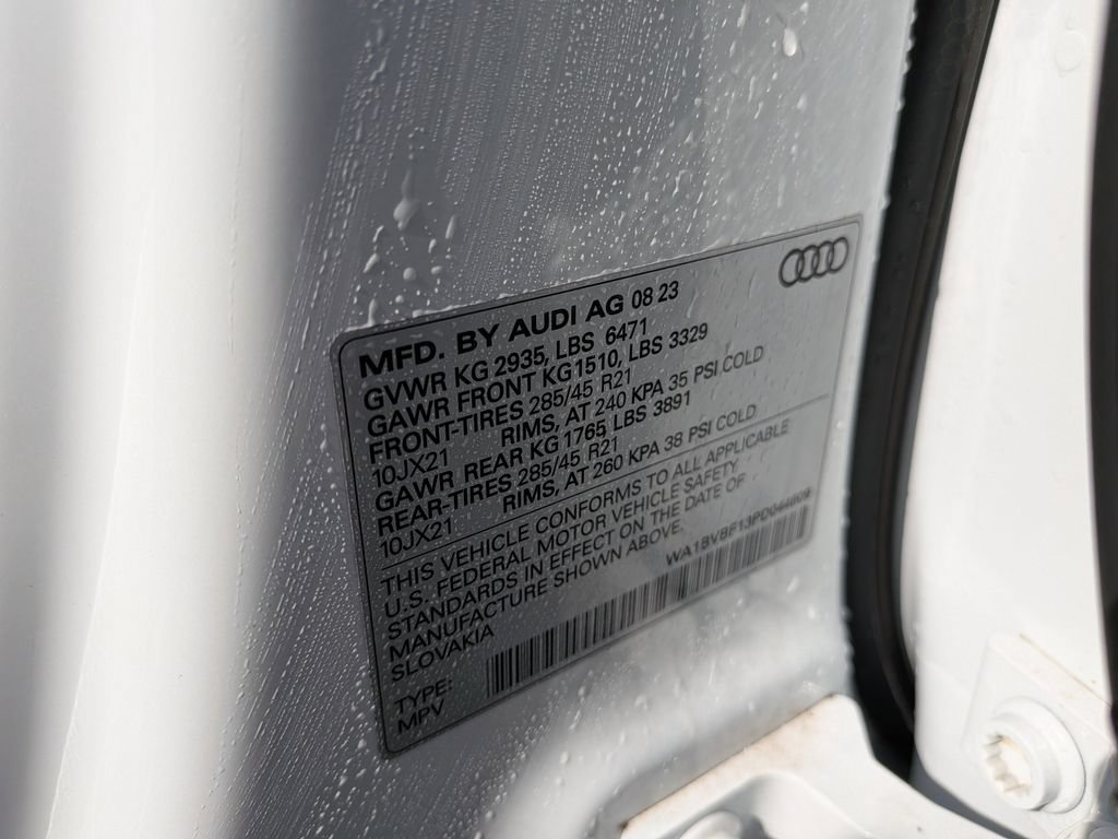 Used 2023 Audi Q8 Premium Plus AWD/4WD image 23